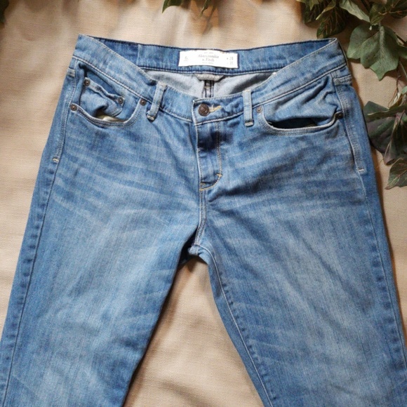 Abercrombie & Fitch size 6L perfect stretch - Picture 2 of 5